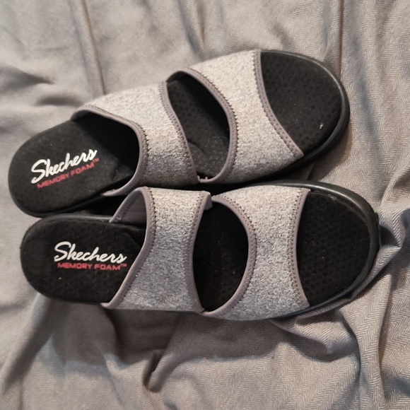 Skechers Memory Foam wedge slides - Picture 2 of 4